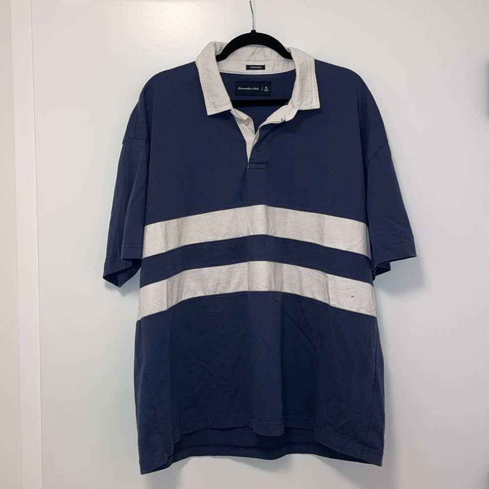 Abercrombie & Fitch Men’s XL Navy and White Polo Shirt